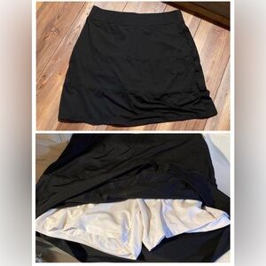 New w/o Tags Black Athletic Golf Skort by Court Haley, Ladies Size Medium